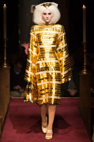 Look 26